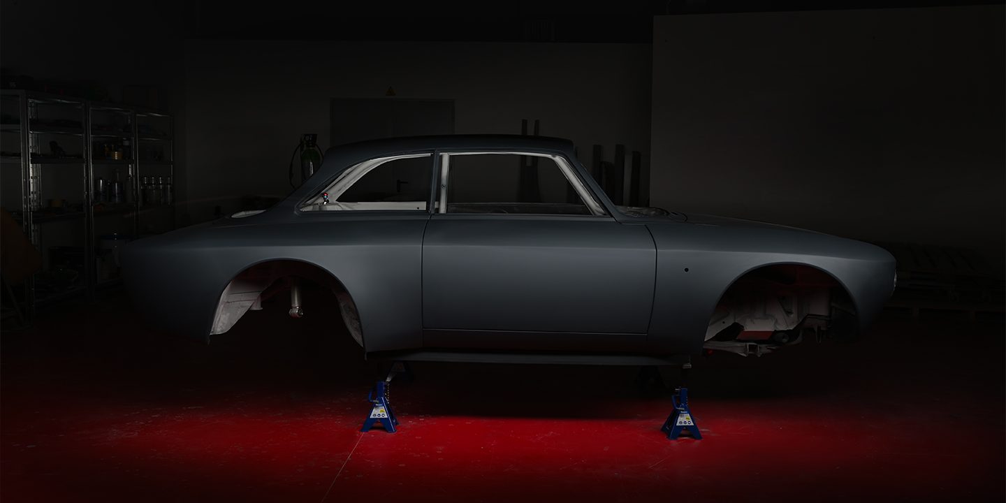 Um Alfa Romeo Giulia GT como o original, mas diferente. Muito diferente...