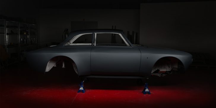 Um Alfa Romeo Giulia GT como o original, mas diferente. Muito diferente...