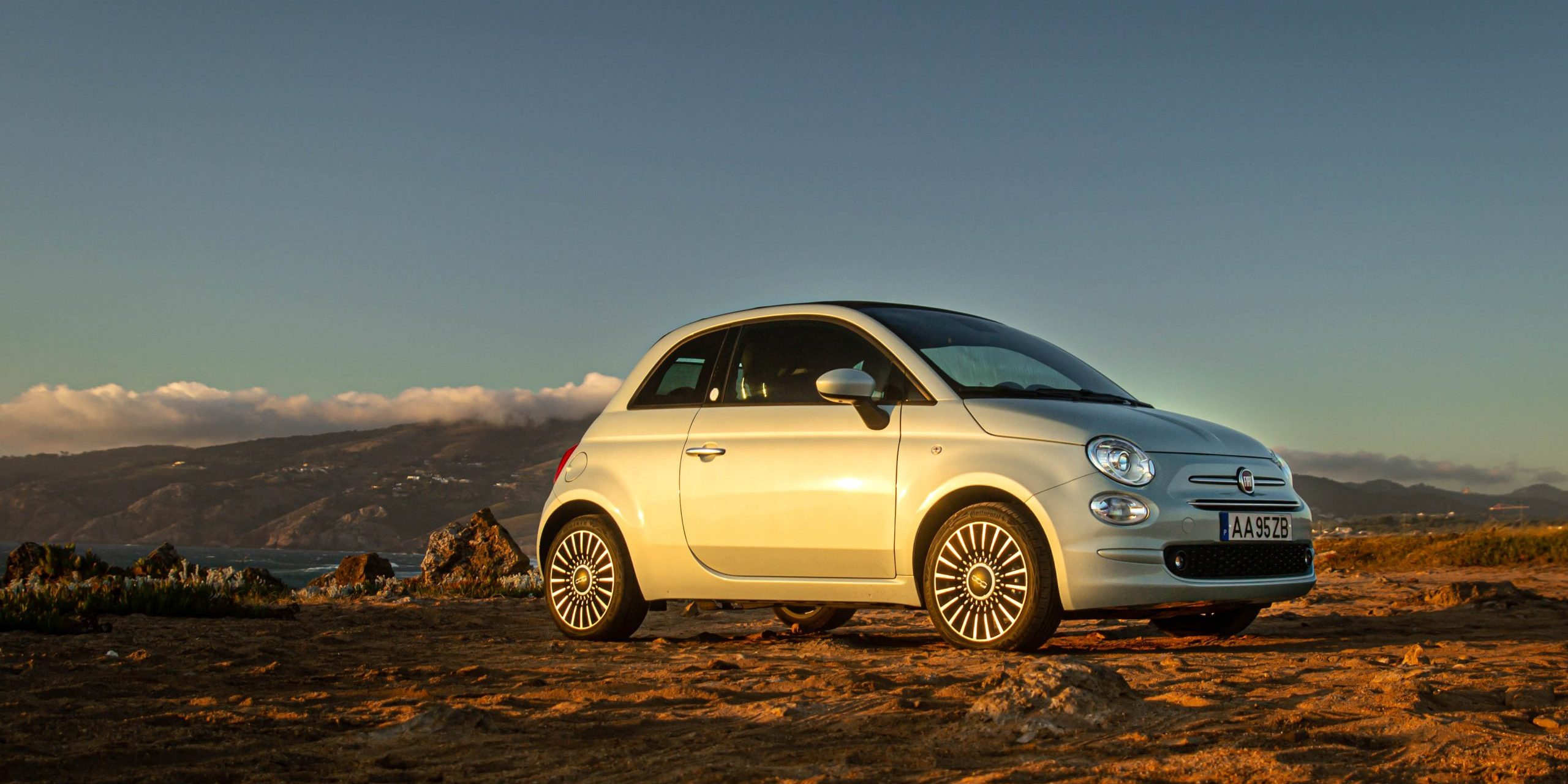 500 e 12 Volts: o ícone da FIAT electrificou-se