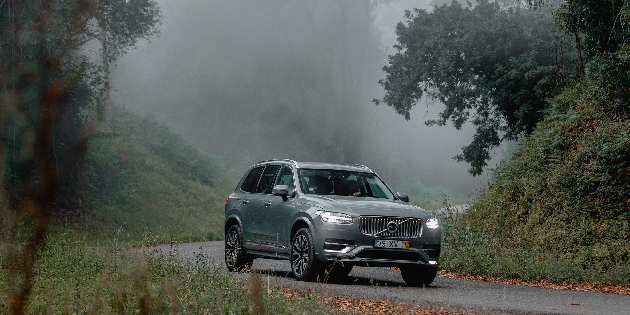 Volvo_-XC90-15 Volvo XC90 B5: um comboio para travessias continentais