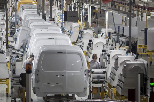 Produção automóvel em Portugal cresce em Novembro