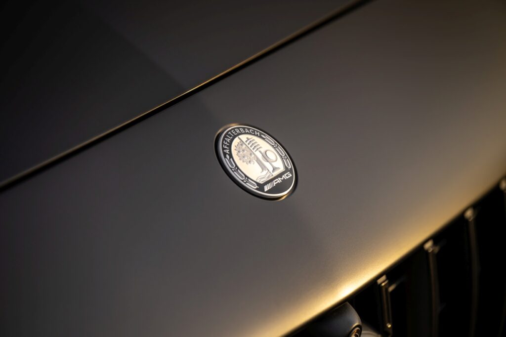 Mercedes-AMG anuncia abertura das encomendas do C 63 S E Performance
