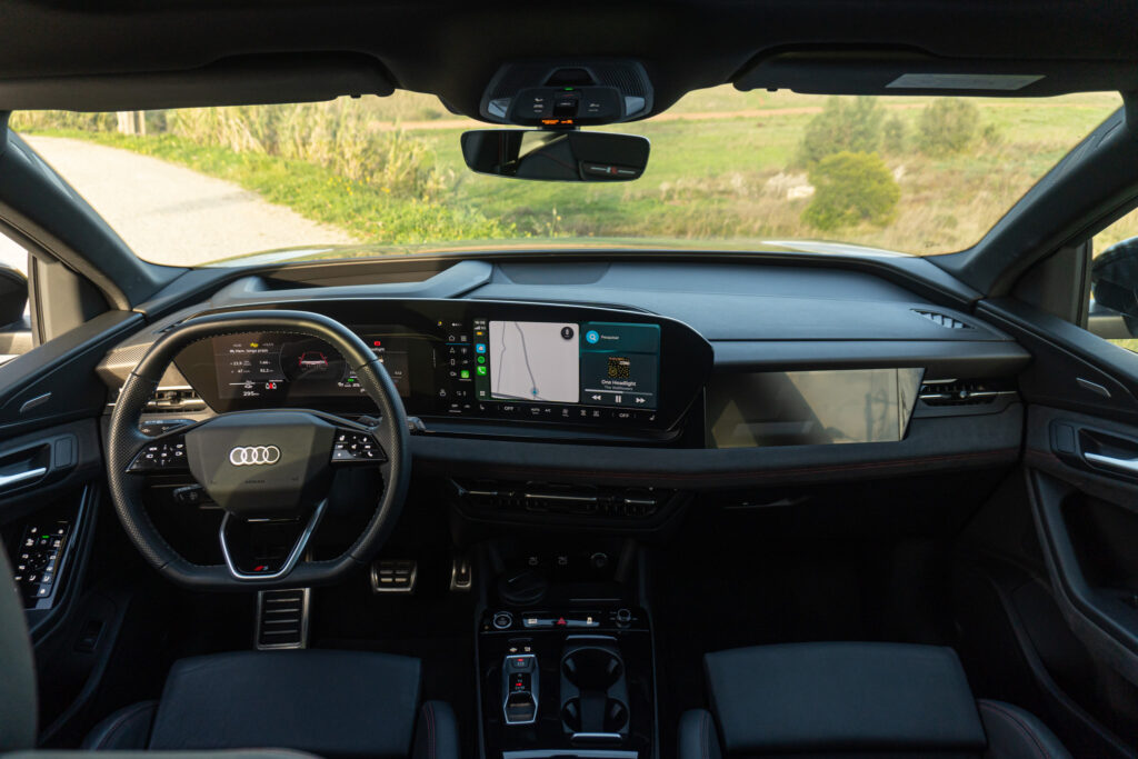 Audi Q6 SUV e-tron quattro