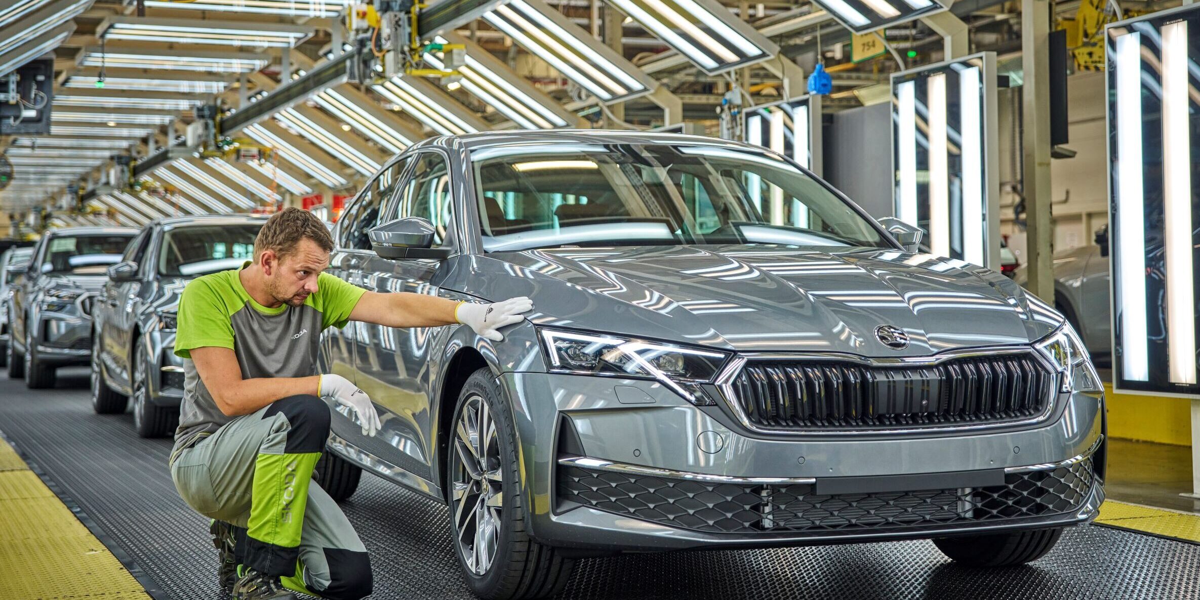 01_Skoda-Auto-produziu-mais-de-925.000-veiculos-a-nivel-global-em-2024