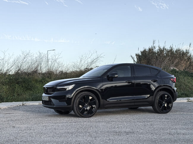 Volvo EC40 Black Edition