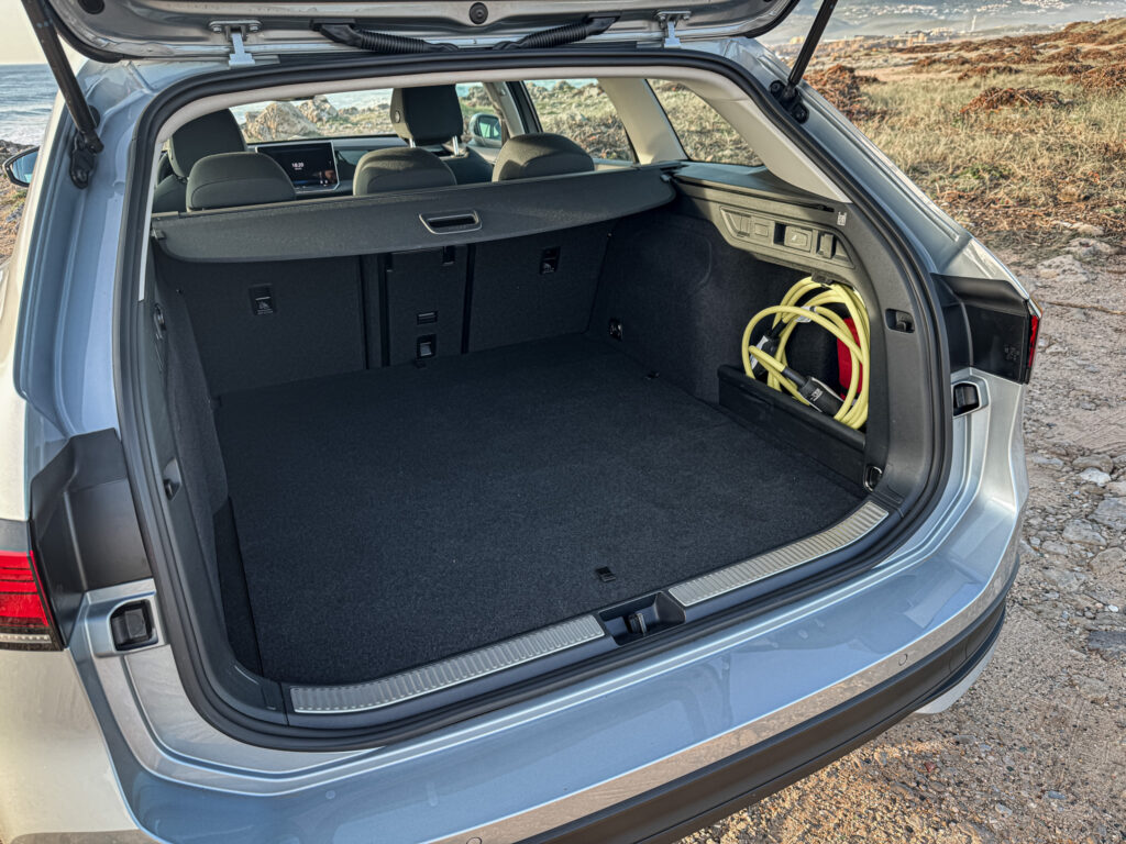 Volkswagen Passat 1.5 TSI PHEV