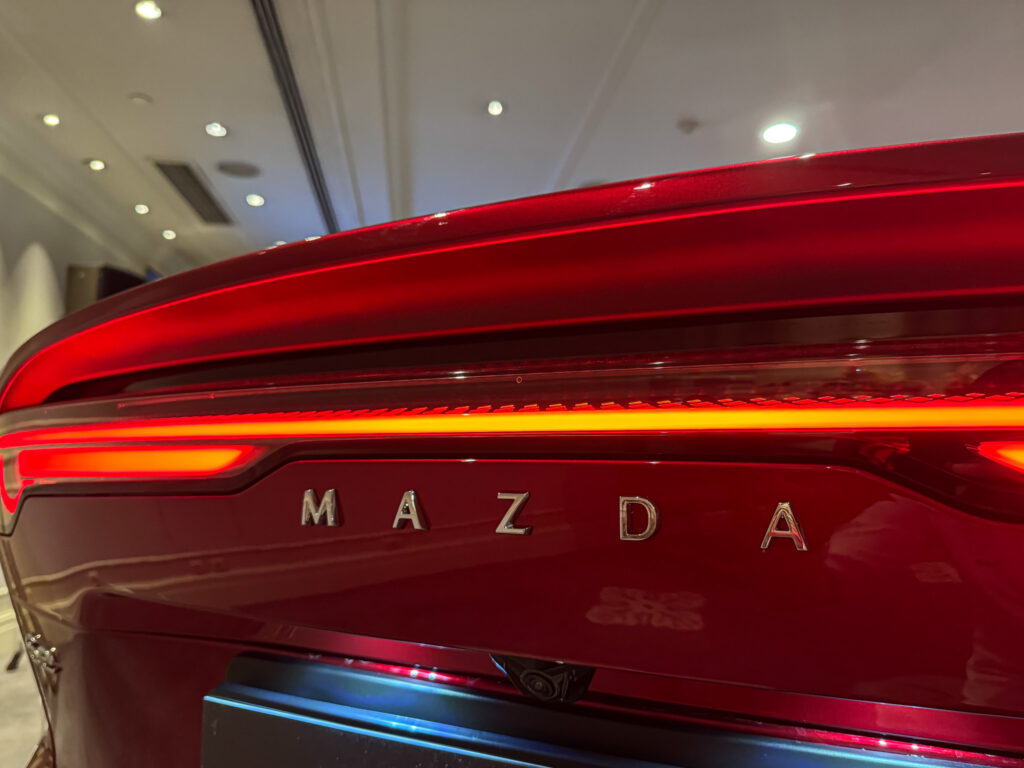 Mazda 6e