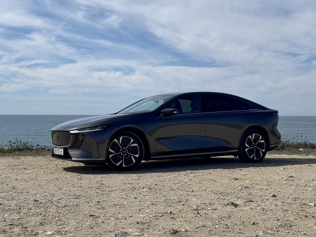 Mazda 6e